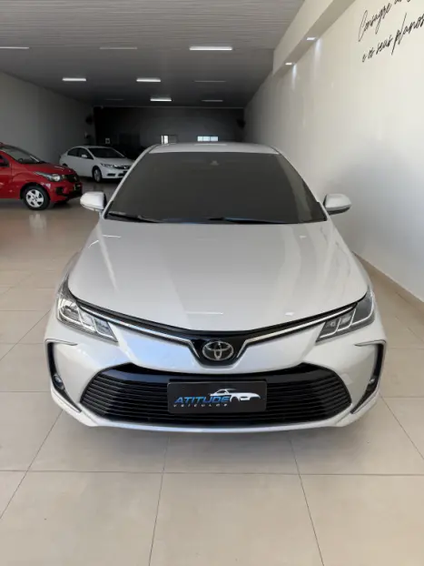 TOYOTA Corolla 2.0 16V 4P FLEX XEI DIRECT SHIFT AUTOM�TICO CVT, Foto 4