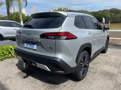 TOYOTA Corolla Cross 2.0 16V 4P FLEX VVT-IE XRX DIRECT SHIFT AUTOMÁTICO CVT, Foto 5 TOYOTA Corolla Cross 2.0 16V 4P FLEX VVT-IE XRX DIRECT SHIFT AUTOMÁTICO CVT, Foto 5