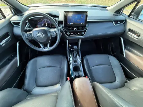TOYOTA Corolla Cross 2.0 16V 4P FLEX VVT-IE XRE DIRECT SHIFT AUTOM�TICO CVT, Foto 8