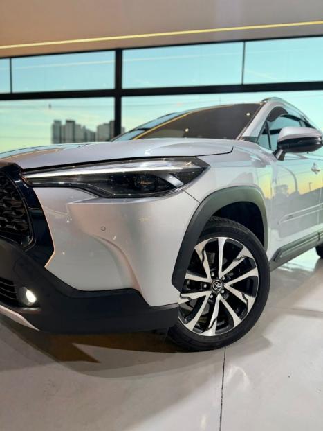 TOYOTA Corolla Cross 2.0 16V 4P FLEX VVT-IE XRE DIRECT SHIFT AUTOM�TICO CVT, Foto 3