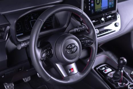 TOYOTA Corolla Hatch 1.6 16V 4P GR CORE 4X4 TURBO, Foto 6