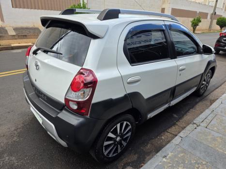 TOYOTA Etios Cross 1.5 16V 4P, Foto 5