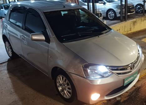 TOYOTA Etios Hatch 1.5 16V 4P FLEX XLS, Foto 2