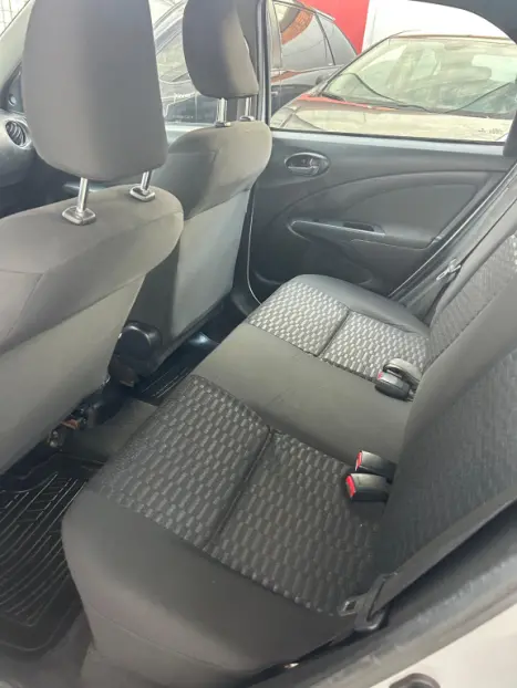 TOYOTA Etios Hatch 1.3 16V 4P FLEX X, Foto 10 TOYOTA Etios Hatch 1.3 16V 4P FLEX X, Foto 10