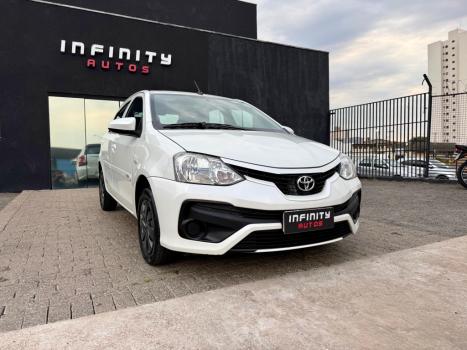 TOYOTA Etios Hatch 1.3 16V 4P FLEX X, Foto 8