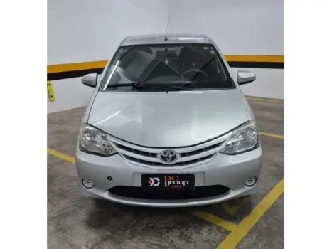 TOYOTA Etios Hatch 1.3 16V 4P FLEX X, Foto 6