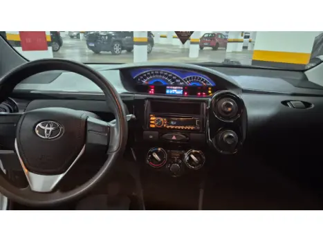 TOYOTA Etios Hatch 1.3 16V 4P FLEX X, Foto 7