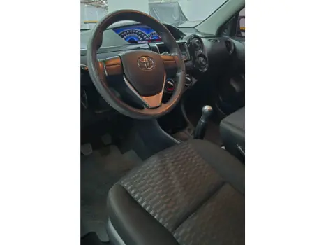 TOYOTA Etios Hatch 1.3 16V 4P FLEX X, Foto 8