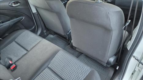 TOYOTA Etios Hatch 1.3 16V 4P FLEX X AUTOMTICO, Foto 5