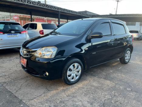 TOYOTA Etios Hatch 1.3 16V 4P FLEX XS, Foto 1