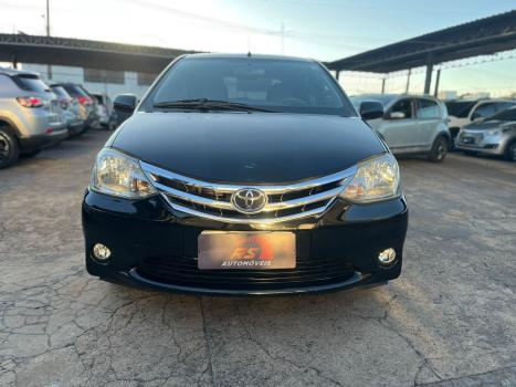 TOYOTA Etios Hatch 1.3 16V 4P FLEX XS, Foto 2