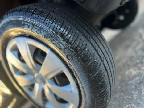 TOYOTA Etios Hatch 1.3 16V 4P FLEX XS, Foto 12