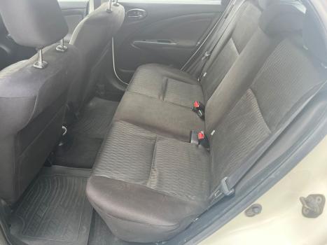 TOYOTA Etios Hatch 1.5 16V 4P FLEX XS AUTOMTICO, Foto 11