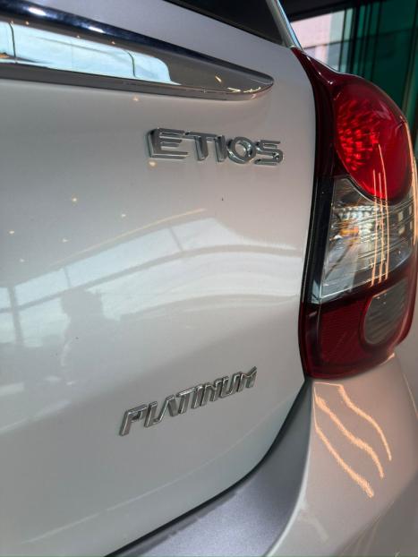 TOYOTA Etios Hatch 1.5 16V 4P FLEX PLATINUM AUTOM�TICO, Foto 11