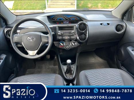 TOYOTA Etios Hatch 1.3 16V 4P FLEX X, Foto 6