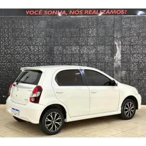 TOYOTA Etios Hatch 1.5 16V 4P FLEX PLATINUM AUTOM�TICO, Foto 6