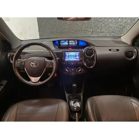 TOYOTA Etios Hatch 1.5 16V 4P FLEX PLATINUM AUTOM�TICO, Foto 12