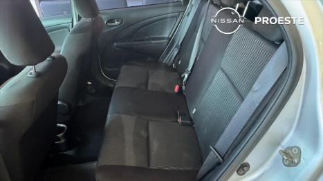 TOYOTA Etios Hatch 1.3 16V 4P FLEX X, Foto 9