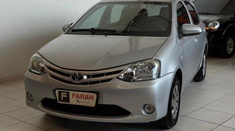 TOYOTA Etios Hatch 1.3 16V 4P FLEX X, Foto 8