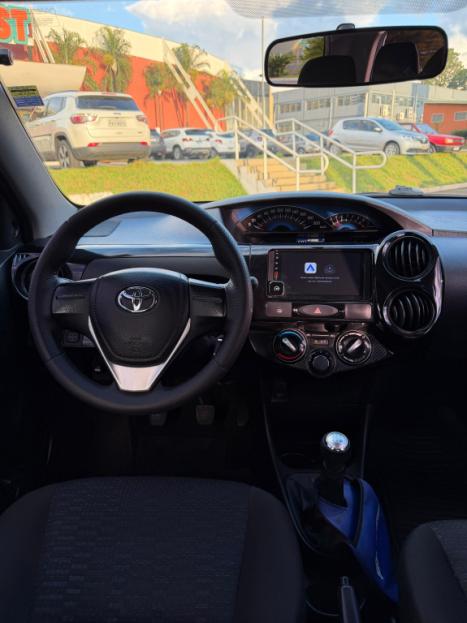 TOYOTA Etios Hatch 1.3 16V 4P FLEX X, Foto 4