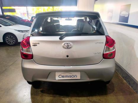 TOYOTA Etios Hatch 1.5 16V 4P FLEX XS, Foto 5