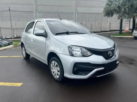 TOYOTA Etios Hatch 1.3 16V 4P FLEX X, Foto 3