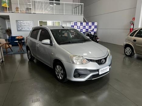 TOYOTA Etios Hatch 1.3 16V 4P FLEX X, Foto 1