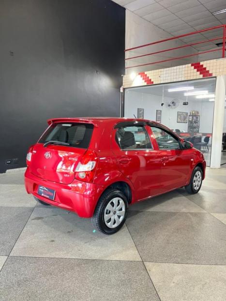 TOYOTA Etios Hatch 1.3 16V 4P FLEX X, Foto 8