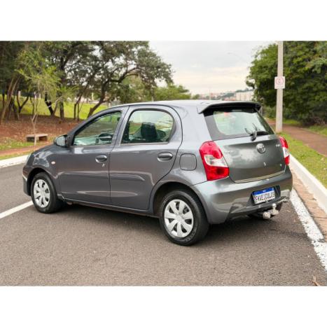 TOYOTA Etios Hatch 1.3 16V 4P FLEX X, Foto 5