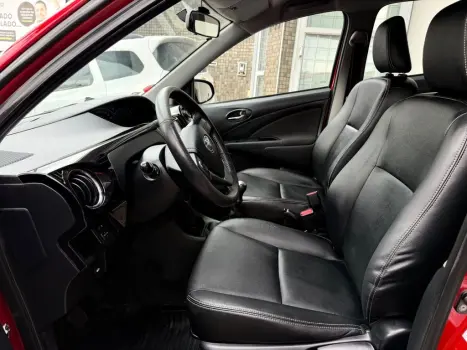 TOYOTA Etios Hatch 1.5 16V 4P FLEX XLS, Foto 11