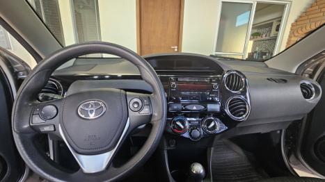 TOYOTA Etios Hatch 1.5 16V 4P FLEX X PLUS, Foto 5