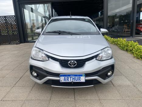TOYOTA Etios Hatch 1.5 16V 4P FLEX XLS AUTOM�TICO, Foto 2