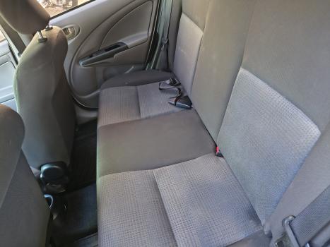 TOYOTA Etios Hatch 1.3 16V 4P FLEX XS, Foto 9