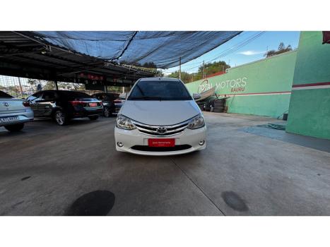 TOYOTA Etios Hatch 1.3 16V 4P FLEX, Foto 2