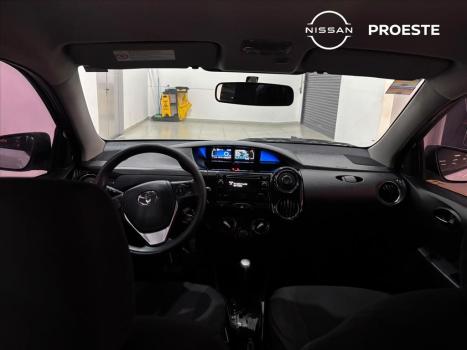 TOYOTA Etios Hatch 1.5 16V 4P FLEX XS AUTOM�TICO, Foto 9