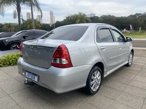 TOYOTA Etios Hatch 1.5 16V 4P FLEX XLS AUTOM�TICO, Foto 8
