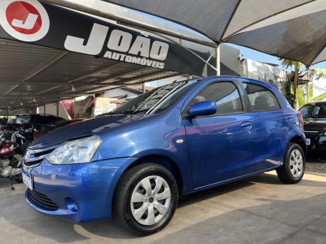 TOYOTA Etios Hatch 1.3 16V 4P FLEX XS, Foto 3