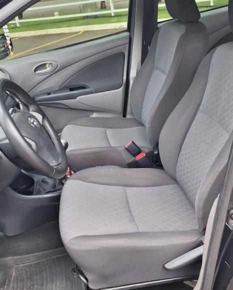 TOYOTA Etios Hatch 1.5 16V 4P FLEX XLS, Foto 6