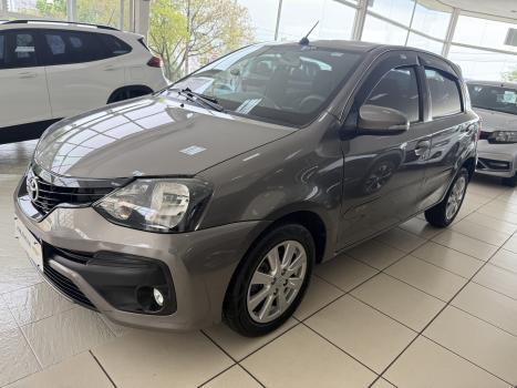 TOYOTA Etios Hatch 1.5 16V 4P FLEX X PLUS AUTOMÁTICO, Foto 3