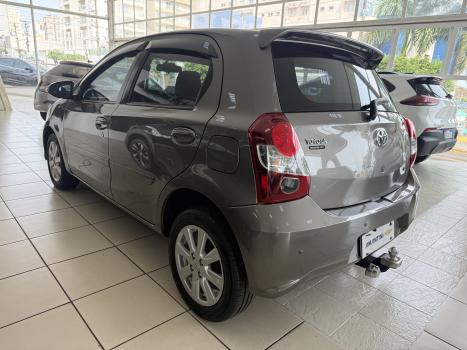 TOYOTA Etios Hatch 1.5 16V 4P FLEX X PLUS AUTOMÁTICO, Foto 7