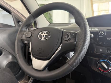 TOYOTA Etios Hatch 1.5 16V 4P FLEX X PLUS AUTOMÁTICO, Foto 13