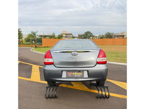 TOYOTA Etios Hatch 1.5 16V 4P FLEX XLS, Foto 5