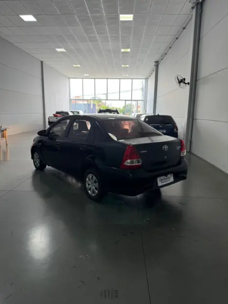 TOYOTA Etios Sedan 1.5 16V 4P FLEX X PLUS, Foto 18