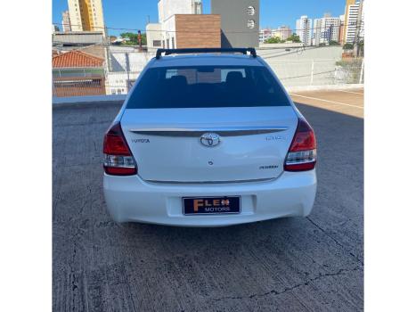 TOYOTA Etios Sedan 1.5 16V 4P FLEX PLATINUM, Foto 5
