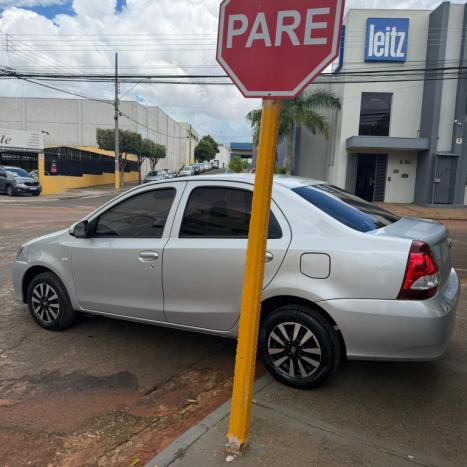 TOYOTA Etios Sedan 1.5 16V 4P FLEX X AUTOM�TICO, Foto 4