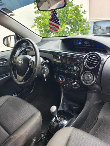 TOYOTA Etios Sedan 1.5 16V 4P FLEX X PLUS AUTOM�TICO, Foto 6