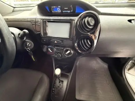 TOYOTA Etios Sedan 1.5 16V 4P FLEX X AUTOM�TICO, Foto 10