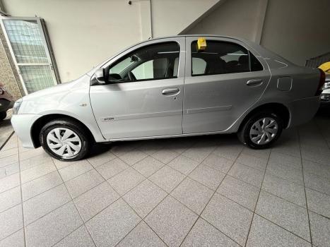 TOYOTA Etios Sedan 1.5 16V 4P FLEX X AUTOM�TICO, Foto 4