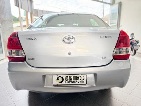TOYOTA Etios Sedan 1.5 16V 4P FLEX X AUTOM�TICO, Foto 6