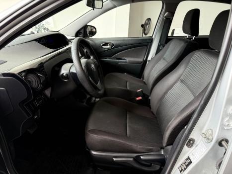 TOYOTA Etios Sedan 1.5 16V 4P FLEX X AUTOM�TICO, Foto 14